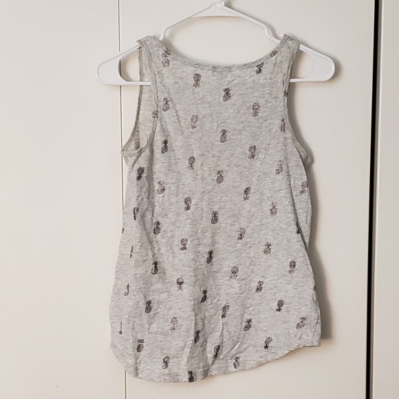 silver shimmer pineapple print scoop neck tank top - Picture 2 of 4